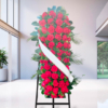Cuscino funebre di rose rosse Prestige, omaggio floreale da collocare accanto al feretro